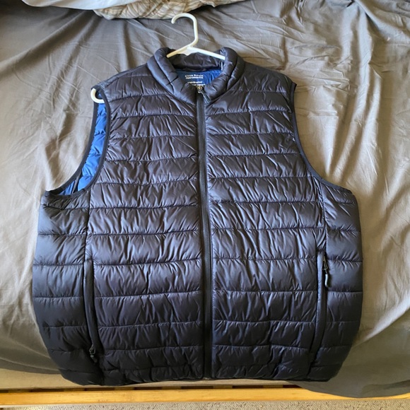 Sleeveless puffer jacket - Picture 1 of 3
